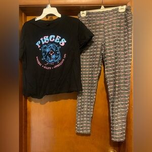 It’s bundle time! Pisces Size 1X/XL Workout Set